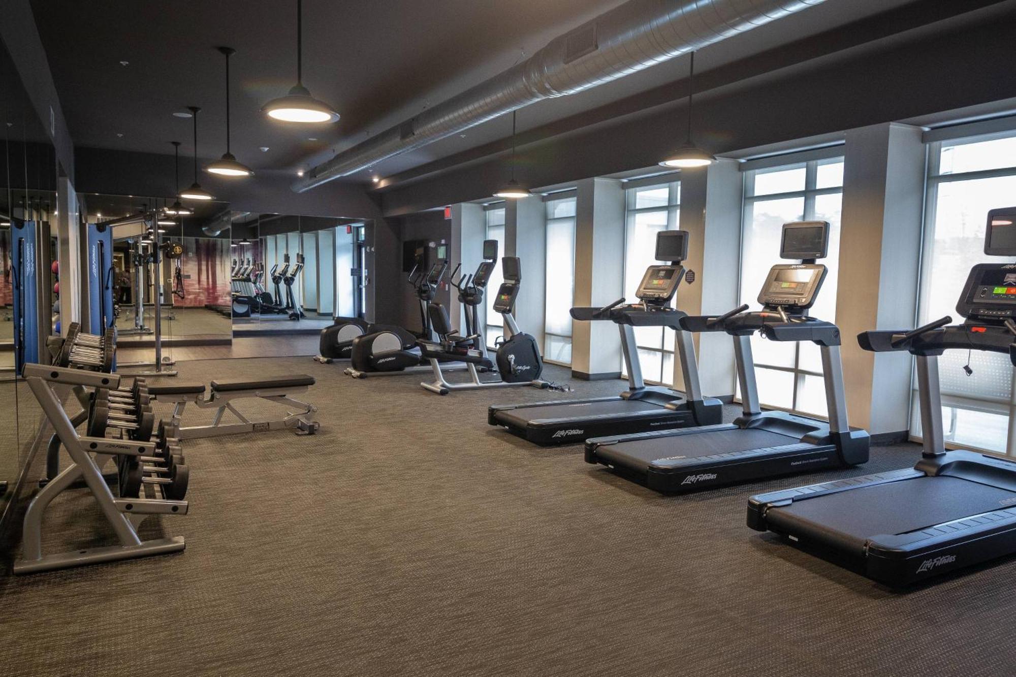 Courtyard By Marriott Cartersville Bagian luar foto