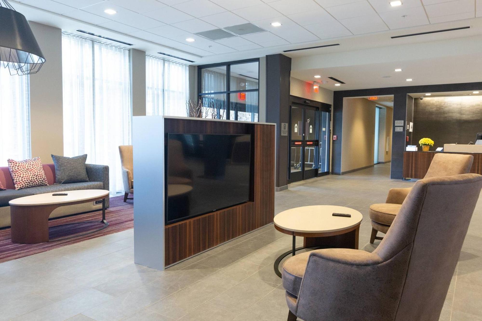 Courtyard By Marriott Cartersville Bagian luar foto
