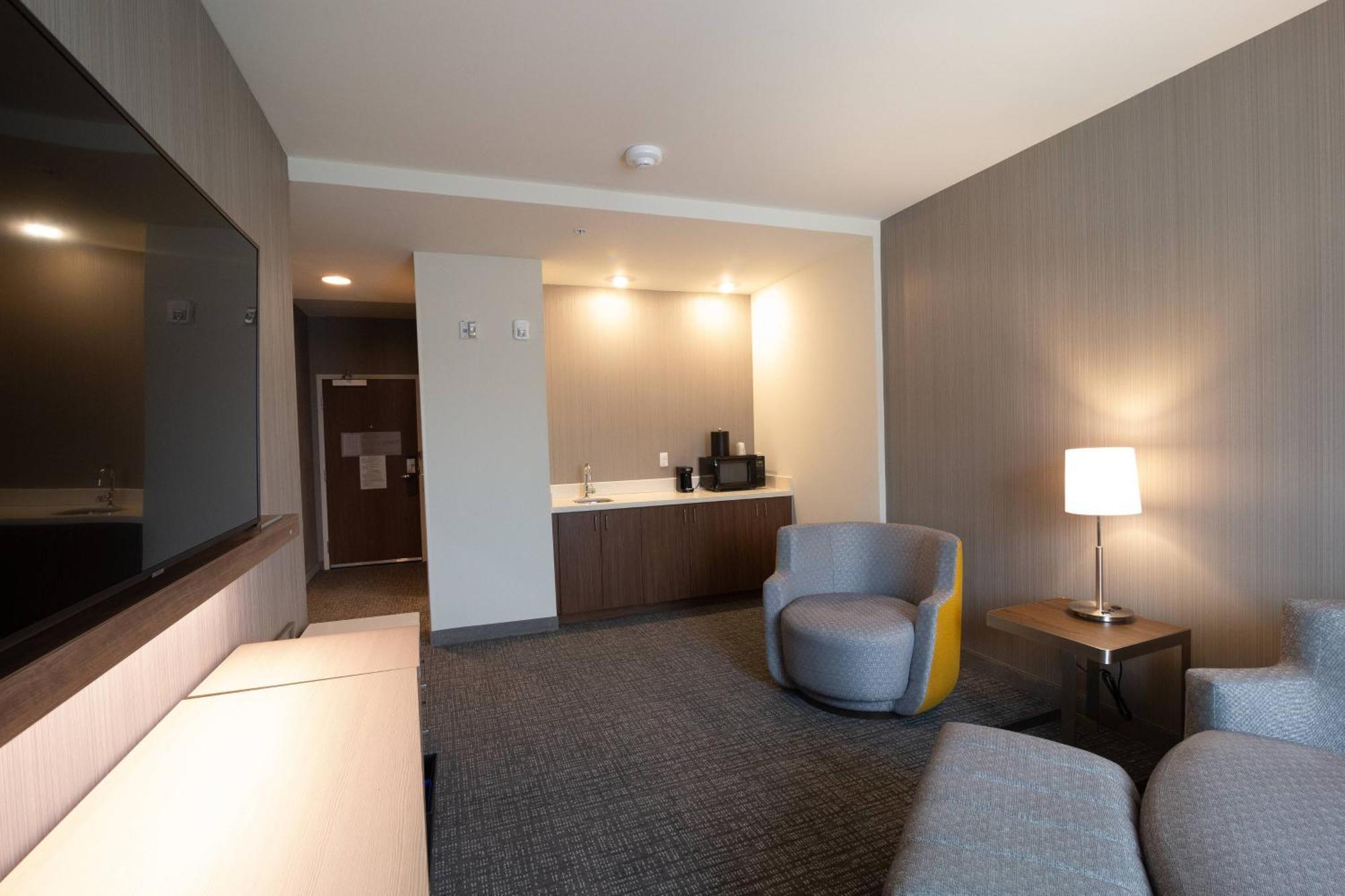 Courtyard By Marriott Cartersville Bagian luar foto