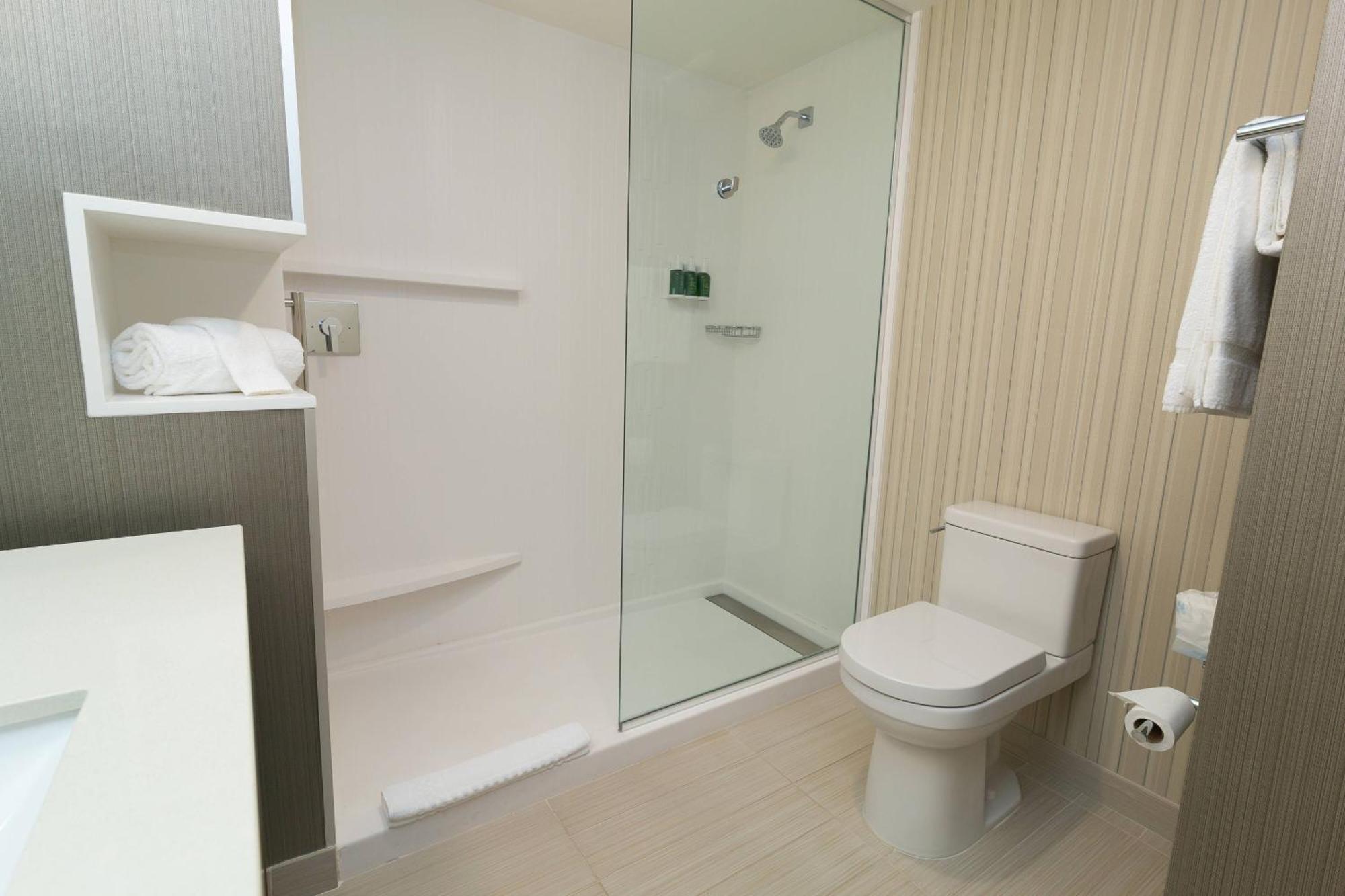 Courtyard By Marriott Cartersville Bagian luar foto