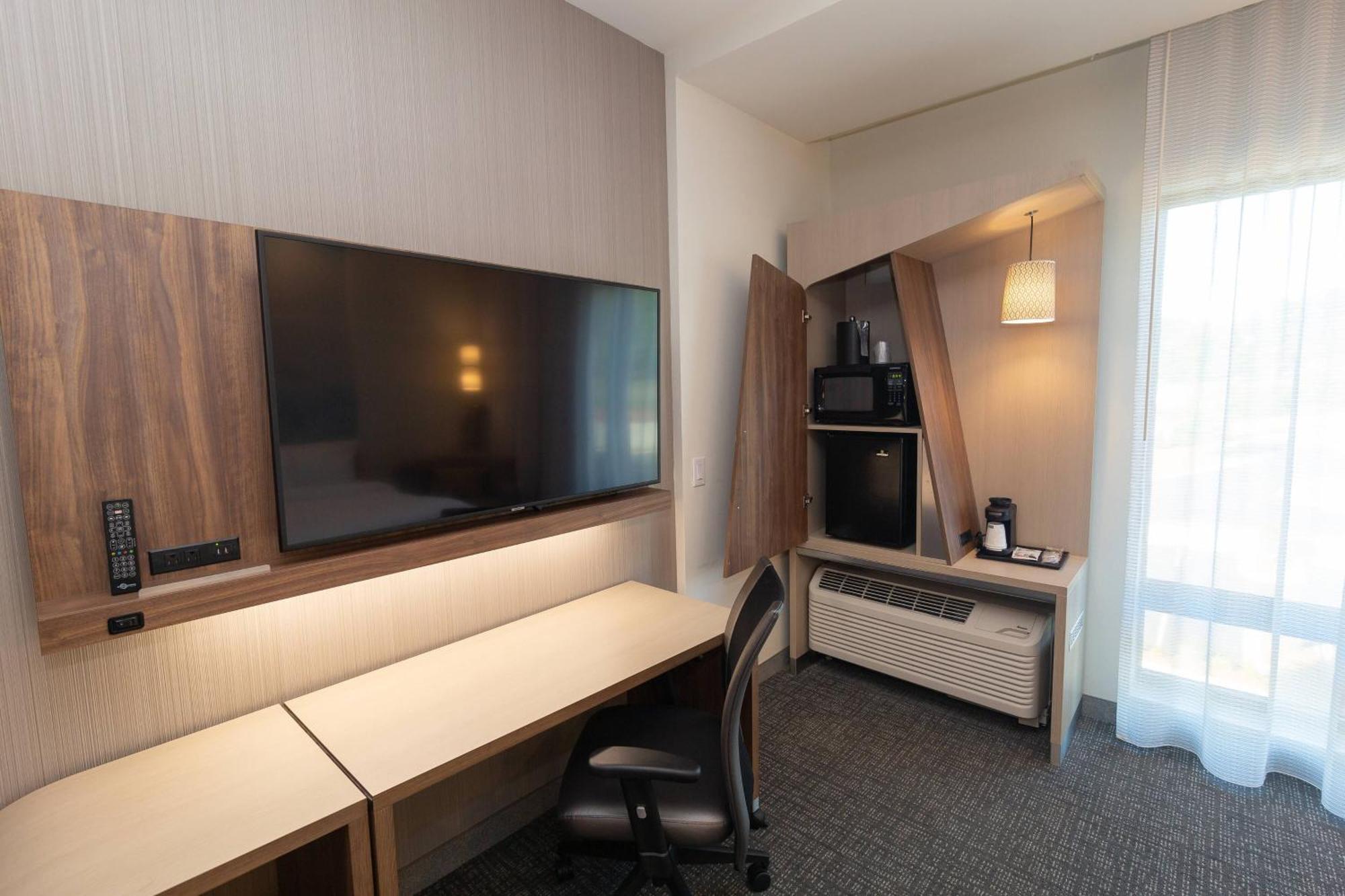 Courtyard By Marriott Cartersville Bagian luar foto